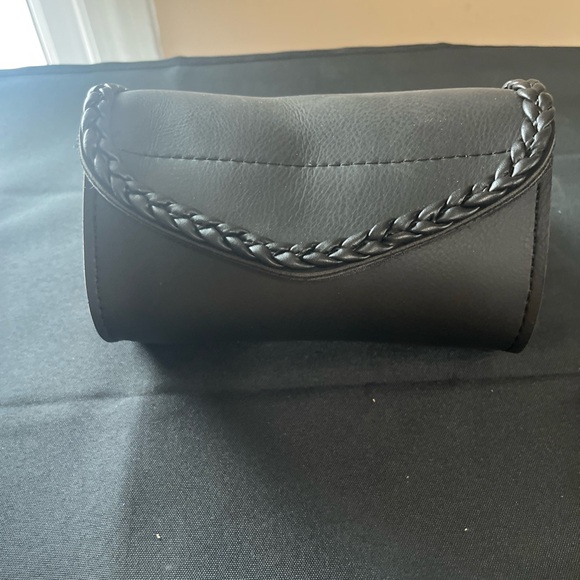 Motorcycle Leather Windshield Bag - Picture 4 of 10